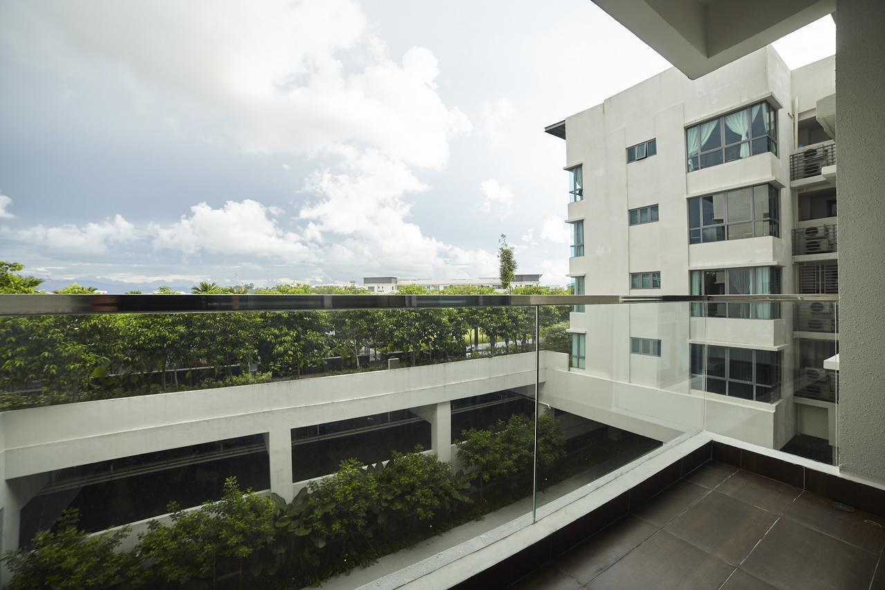 Keen Suites-The Loft Imago Kota Kinabalu Exteriör bild